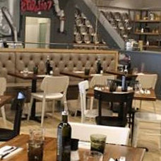 Zizzi Romford