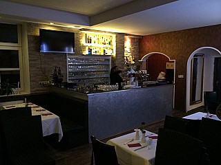 Liman Restaurant Bar Lounge