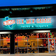 Valencia’s Tex Mex Garage Oak Forest