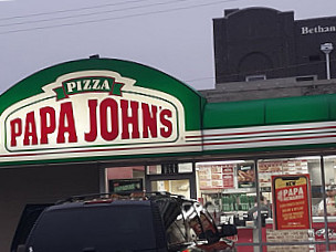 Papa John's Pizza