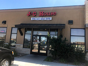 J&c House