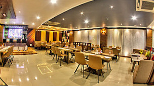 Caviar International Dine Cafe'