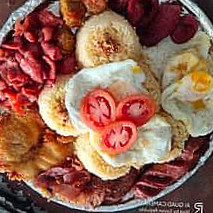 Nanay Laura's Filipino Style Cuisine