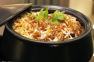 Irfan Biryani Shop New Mandi Garh Road Hapur 245101