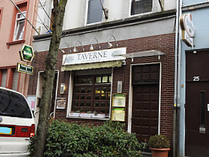 Taverne