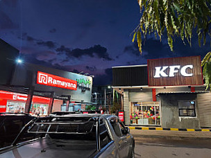 Kfc Flobamora Mall