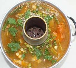 Mee's Authentic Thai Cuisine