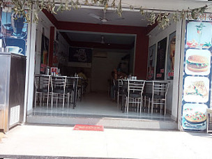 Om Food Center