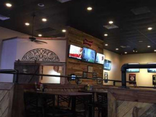 Sidelines Grill