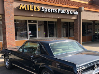 Miles Sports Pub Grub