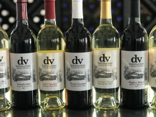 Dakota Vines Vineyard And Winery