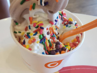 Orange Leaf Frozen Yogurt