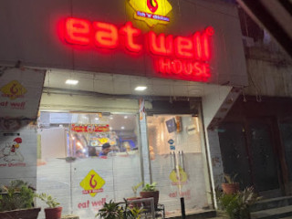 Eat Well House