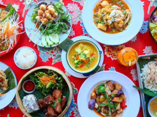 Pintoh Thai Street Food