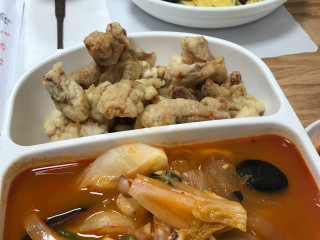 Hong's Chinese Kitchen