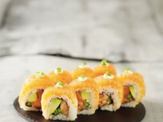 Nira Sushi