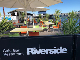 Riverside Cafe Bar and Restaurant