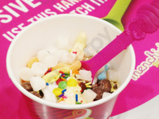 Menchie's Frozen Yogurt