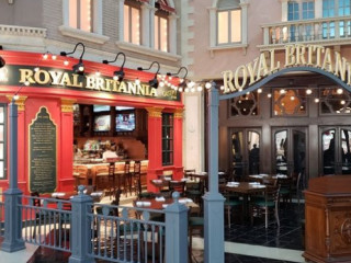 Royal Britannia Gastro Pub