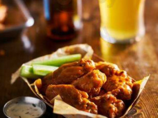 Wings Tavern And Grille