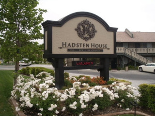 Hadsten House Inn