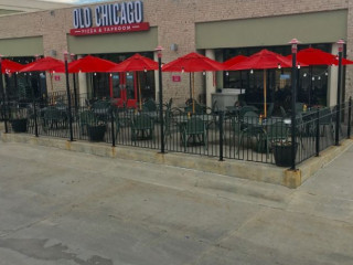 Old Chicago Pizza Taproom Oakview