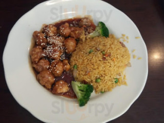 Lin's Asian Cuisine