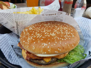 Große Liebe Burger I Café