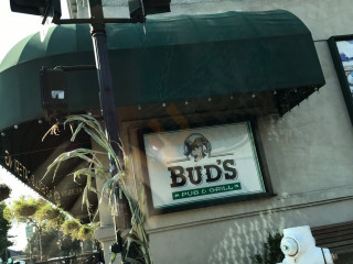 Bud's Pub Grill