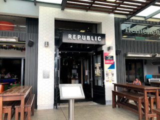 Republic And Kitchen