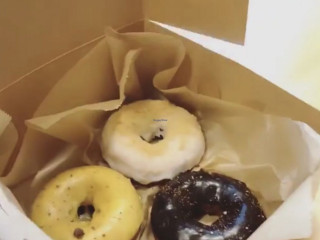 Blue Star Donuts Se Division