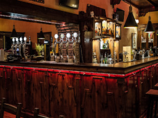 Finn Irish Pub