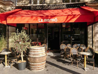 Le Bistro