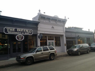 The Buffalo Restaurant And Bar