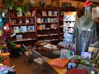 Willow Canyon Outdoor Co. Gear, Books Espresso