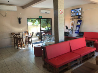Malas Bar, Restaurant Lounge