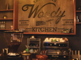 Woody Kitchen