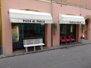 Pizzeria Al Taglio Mealdough Gang Di Vergnanini Pecora Bianca