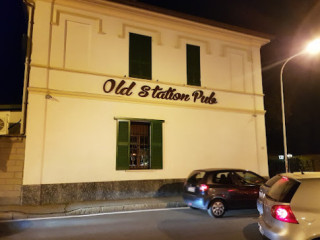 Old Station Pub