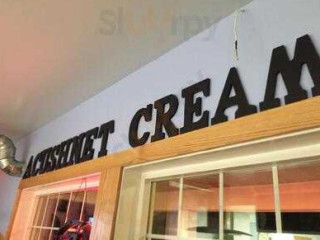 Acushnet Creamery