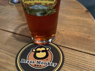 The Brass Monkey銅猴子