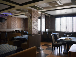 Madira Family Restaurant Bar