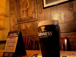 Mcmullan's Irish Pub