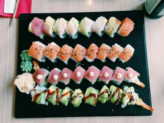 Hjem Sushi