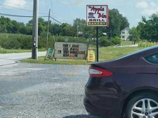 The Apple Bin Grill Bakery