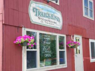Trail's End Steakhouse Tavern