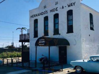 Hernando's Hide-a-way
