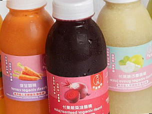 Yim's Fruit Juice Store