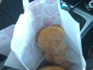 Paradise Donuts