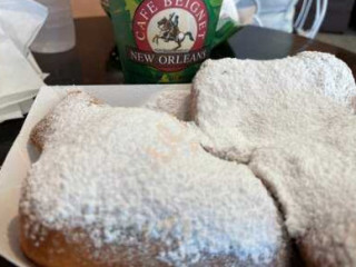 Cafe Beignet On Canal